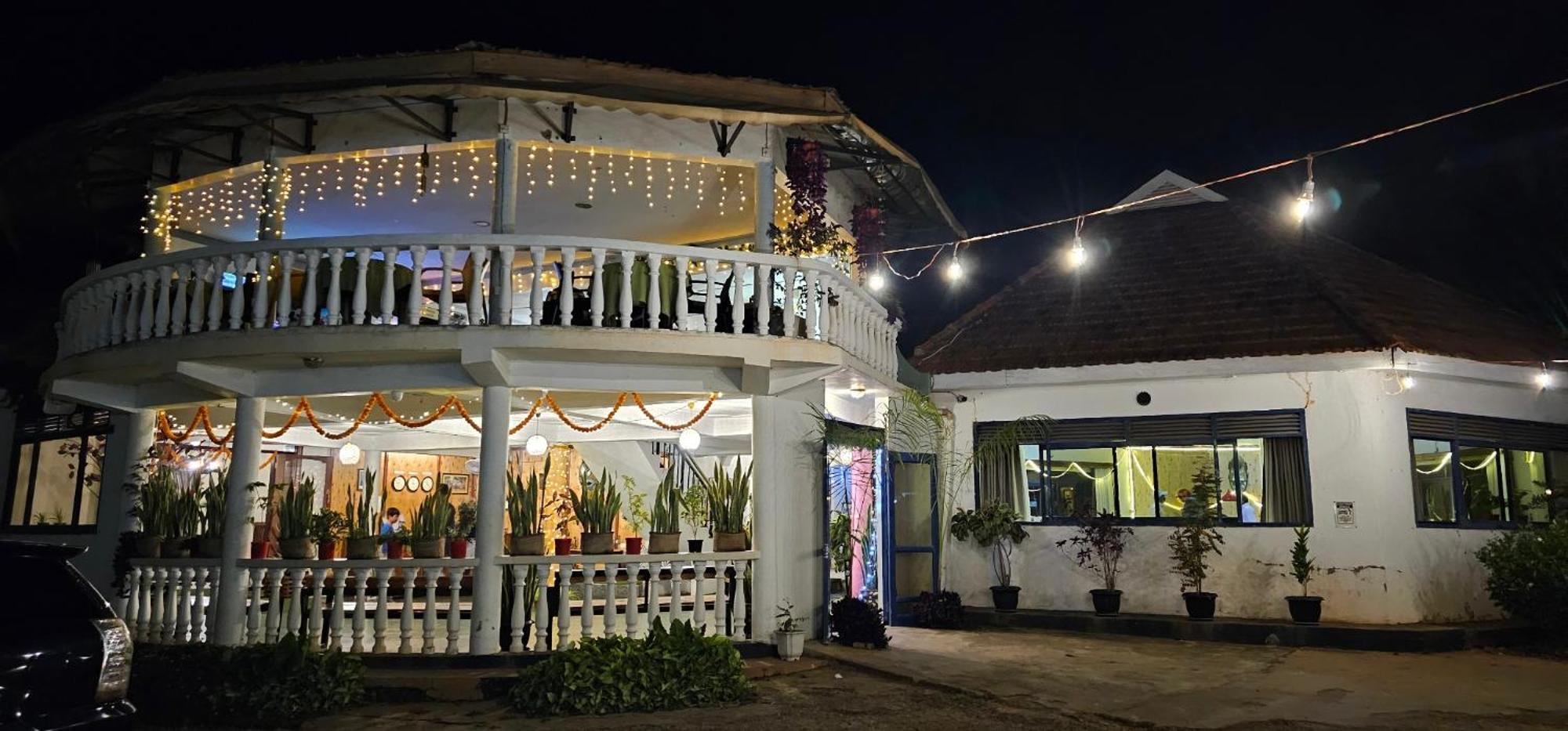 Northern Pearl Gulu Exterior foto